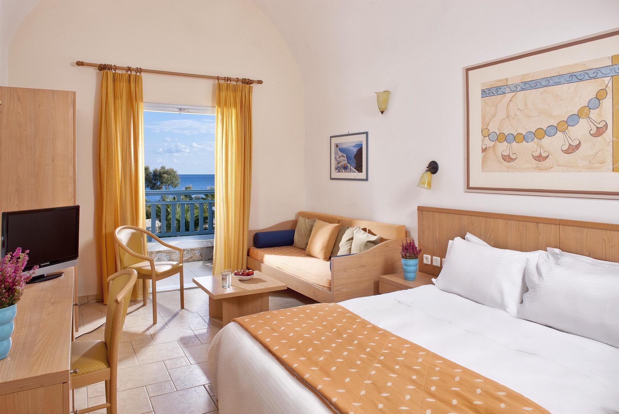 Santo Miramare Beach Resort Perissa  Ruang foto