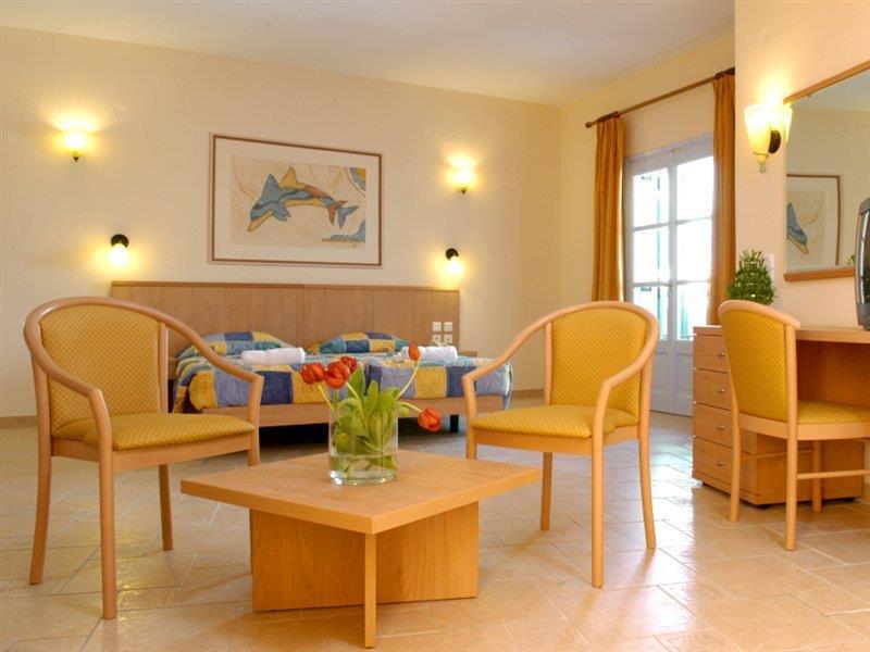 Santo Miramare Beach Resort Perissa  Bagian luar foto