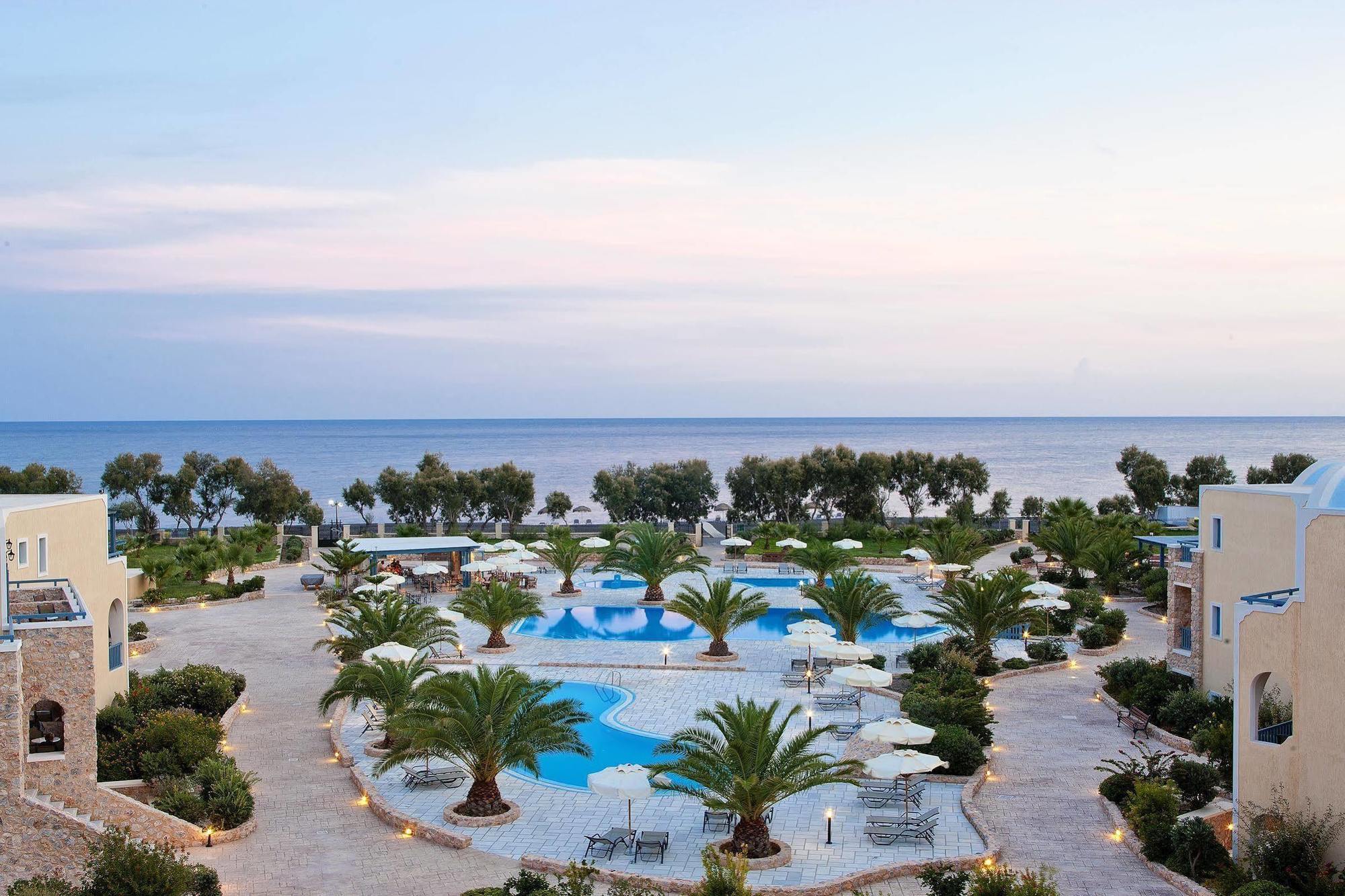 Santo Miramare Beach Resort Perissa  Bagian luar foto